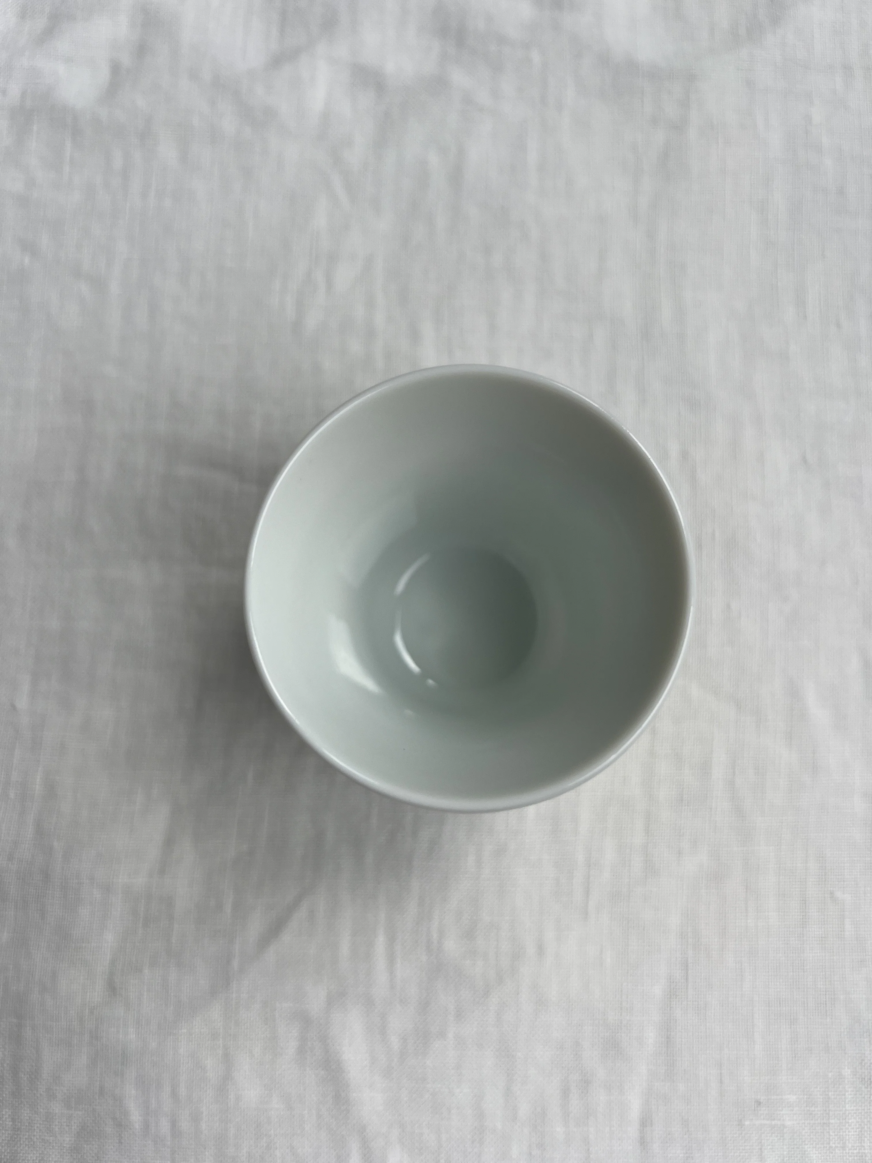 Verre à saké en porcelaine Kutaniyaki "Ishidatami" - Image 3