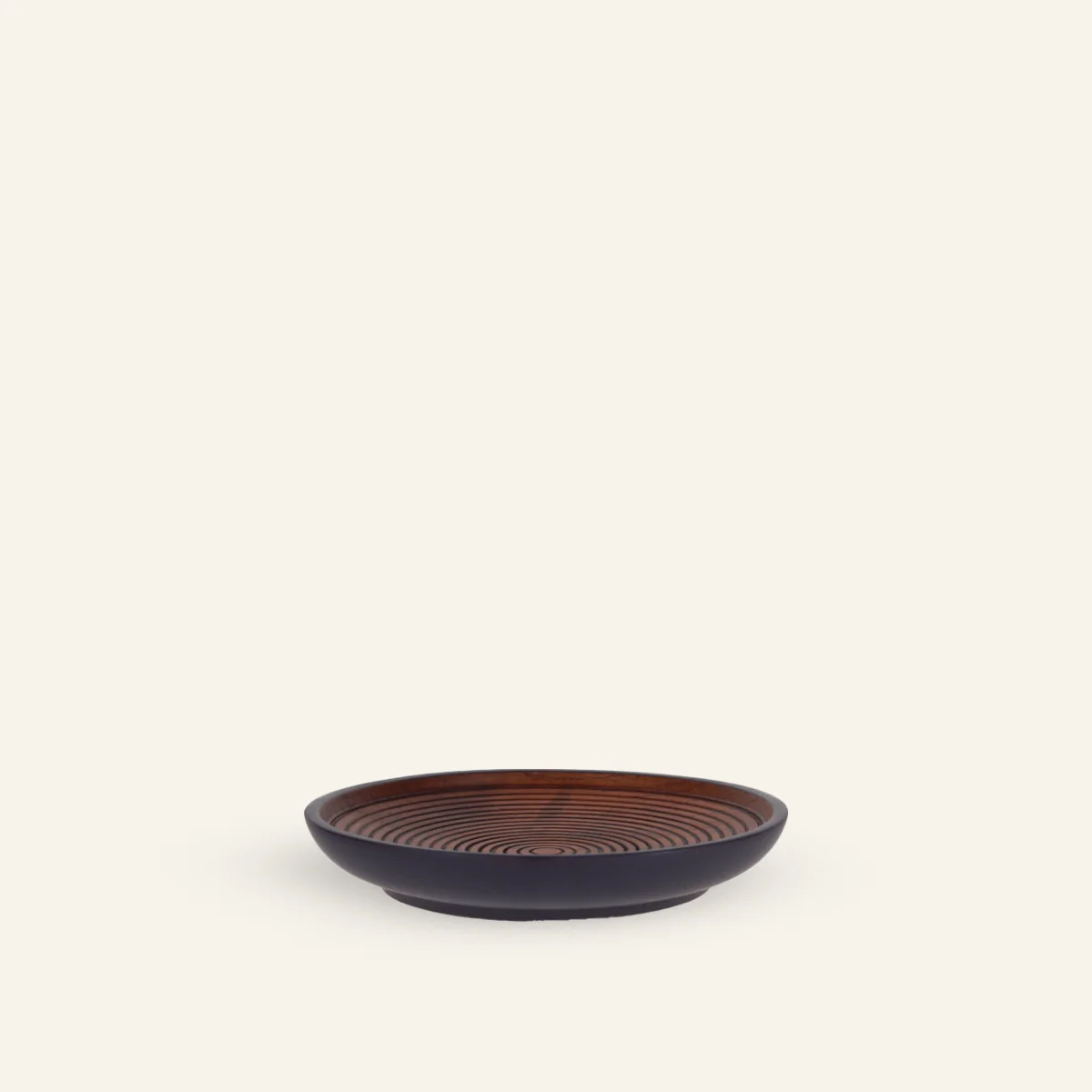Assiette en bois de lithocarpus glaber - Image 3