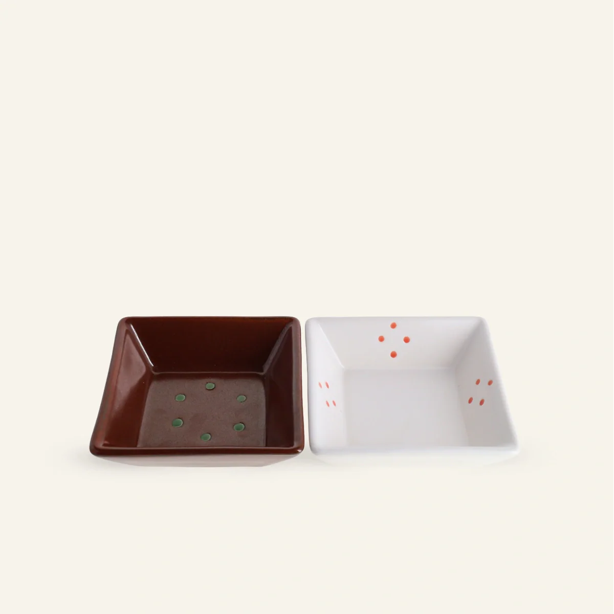 Coffret de 8 petites coupelles en porcelaine - Image 6